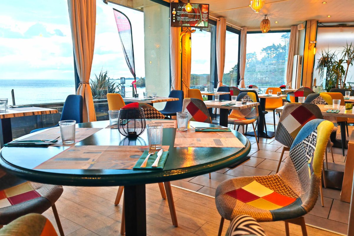 restaurant bistronomique Perros-Guirec, ambiance et dressage au Trestrignel